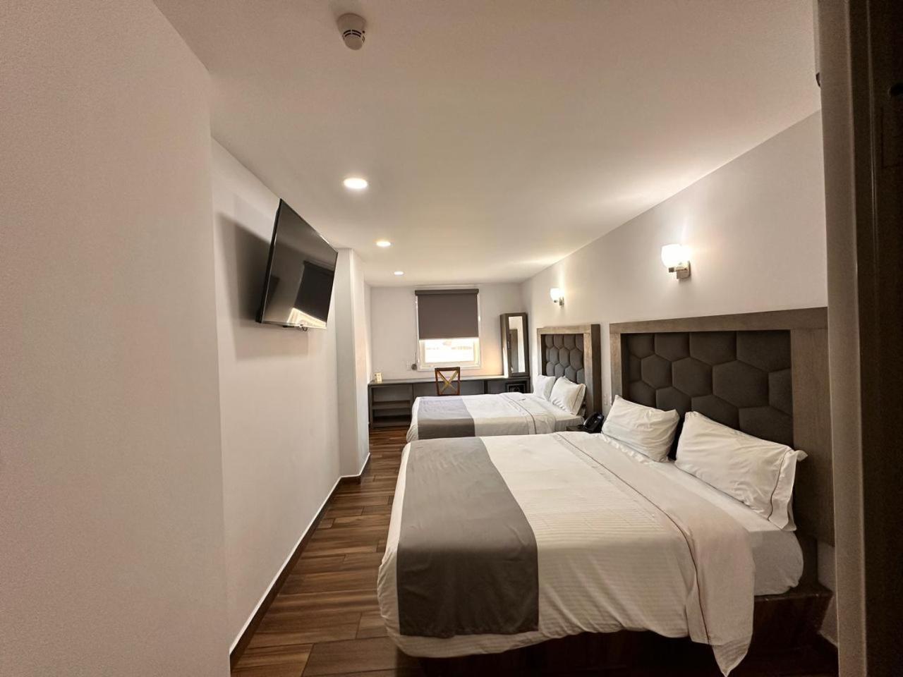 Hotel Bugari Aeropuerto Guadalajara Las Pintas Exteriör bild