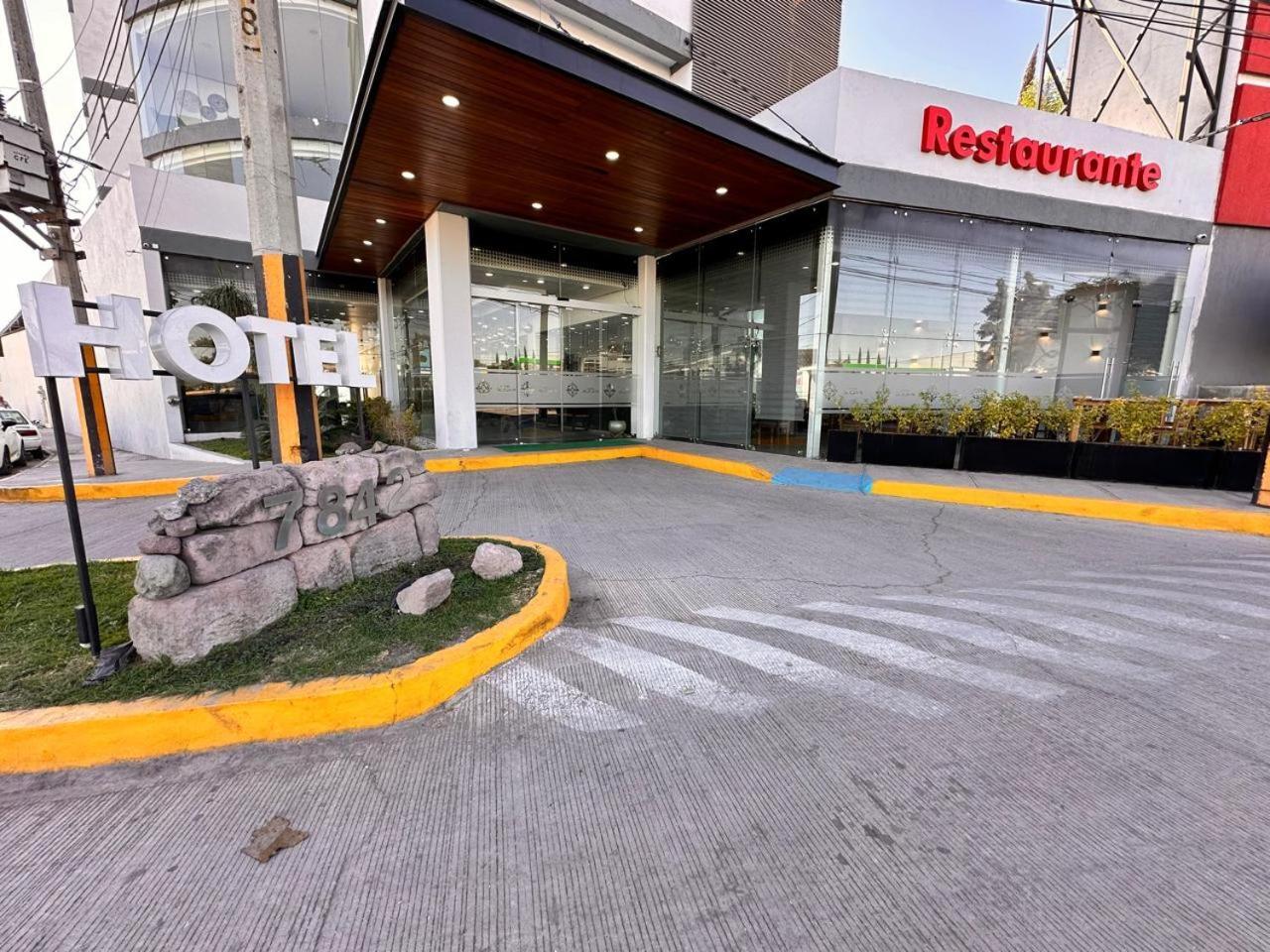 Hotel Bugari Aeropuerto Guadalajara Las Pintas Exteriör bild